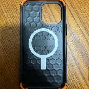 iPhone 14th max urban armor case